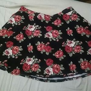 Forever 21 Skirts - Forever 21 Floral Rose Skater Skirt Forever 21 Skirts - Forever 21 Floral Rose Skater Skirt